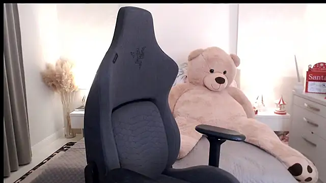 Smileyouarehere online show from 01/27/25, 12:12