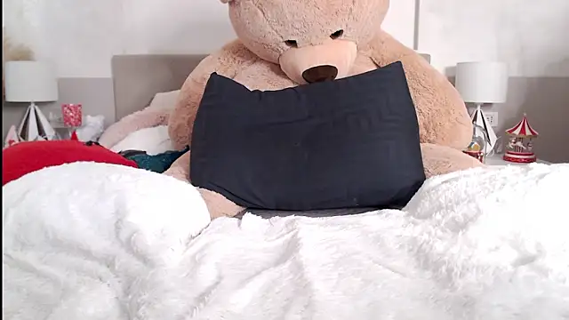 Smileyouarehere online show from 02/20/25, 02:46