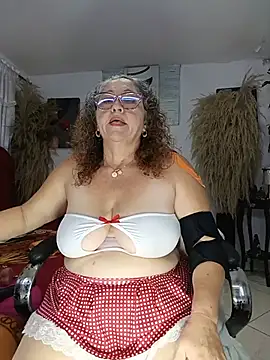 evelin hott online show from 05/29/26, 01:58