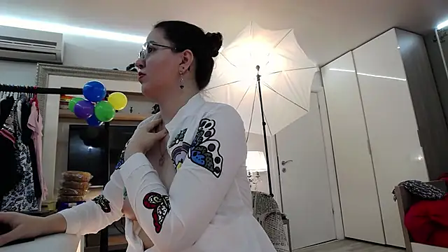 ILoveToFeelU online show from 01/07/25, 01:06