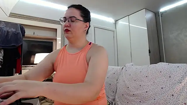 ILoveToFeelU online show from 07/20/26, 10:34