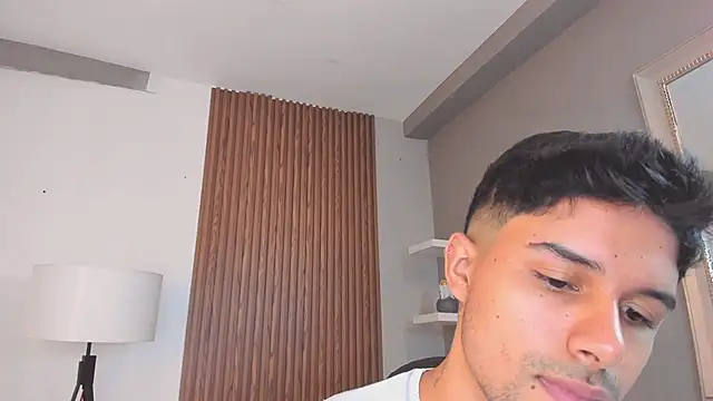liam collins21 online show from 02/02/25, 11:40