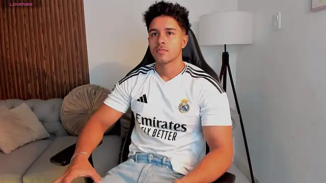 liam collins21 online show from 09/16/25, 11:44