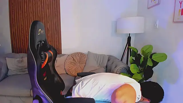 liam collins21 online show from 09/29/25, 11:48