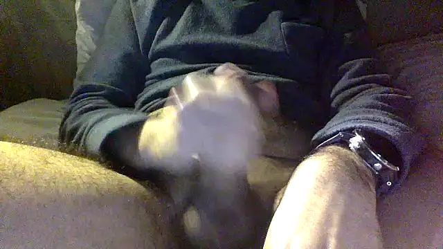 Snapshot of enty-y chatting on 01/30/25, 06:10 enty-y online show from 01/30/25, 06:10