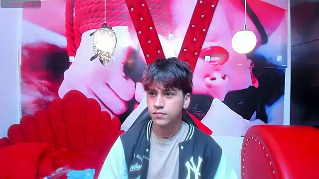 alex 477 online show from 09/27/25, 11:26