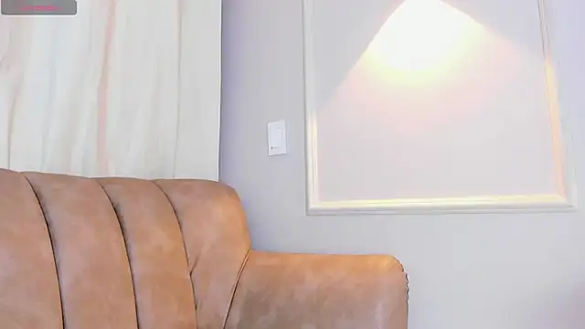 Lia walton online show from 12/14/24, 12:12