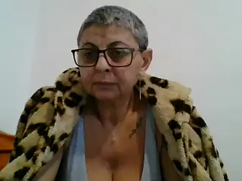roseblak42 online show from 02/06/25, 02:26