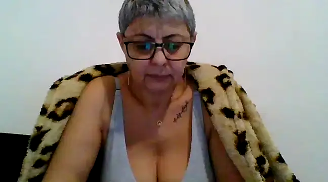 roseblak42 online show from 03/01/25, 03:38