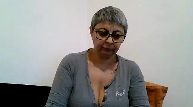 roseblak42 online show from 03/07/25, 04:00