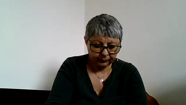 Snapshot of roseblak42 chatting on 02/26/26, 12:04 roseblak42 online show from 02/26/26, 12:04