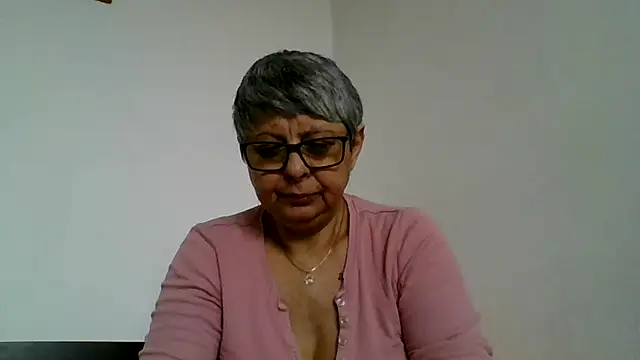 Snapshot of roseblak42 chatting on 03/30/26, 11:11 roseblak42 online show from 03/30/26, 11:11