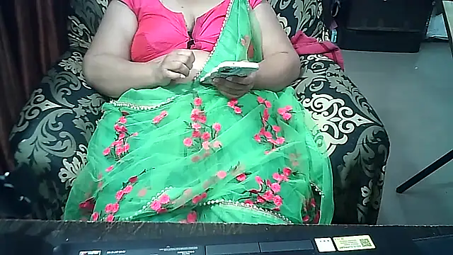 Snapshot of Punambhabisexy chatting on 12/02/25, 11:00 Punambhabisexy online show from 12/02/25, 11:00