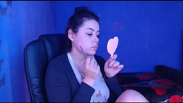 LovelyJulliette online show from 01/06/25, 10:24