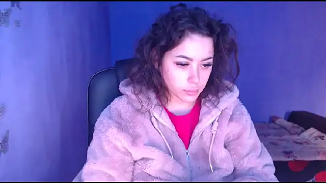 LovelyJulliette online show from 01/12/25, 10:23
