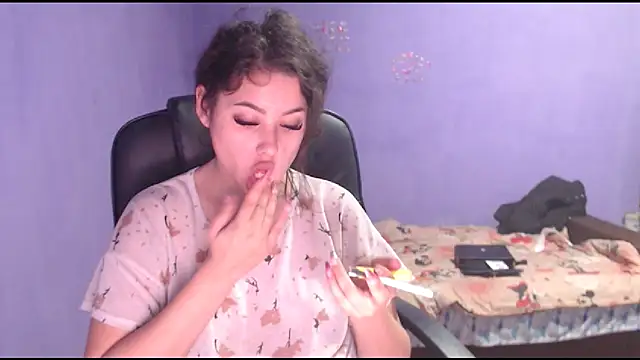LovelyJulliette online show from 01/24/25, 05:32