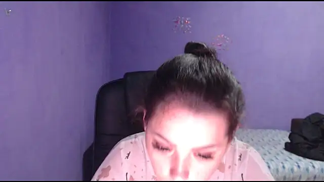 LovelyJulliette online show from 01/28/25, 04:30
