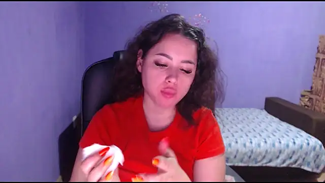 LovelyJulliette online show from 01/31/25, 03:44