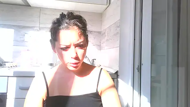 LovelyJulliette online show from 10/29/25, 11:56