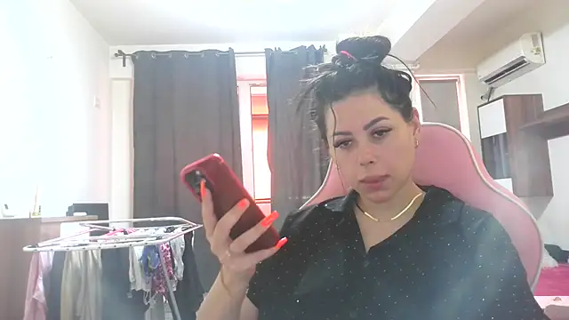 LovelyJulliette online show from 06/19/26, 12:31
