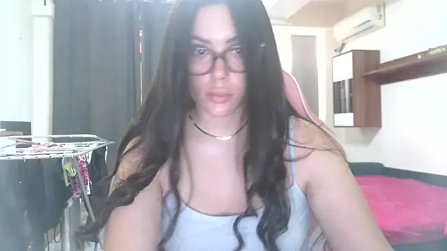 LovelyJulliette online show from 06/20/26, 03:15