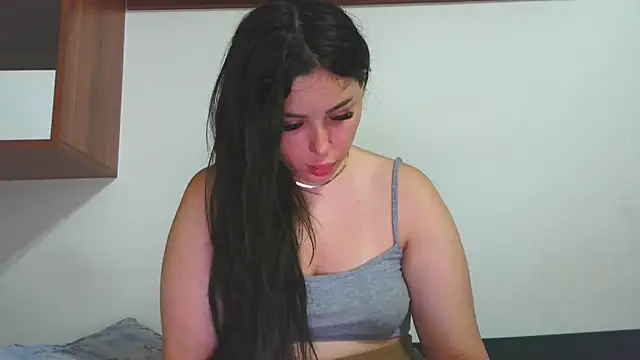 LovelyJulliette online show from 06/30/26, 06:09
