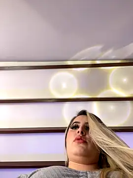 natashasweet online show from 10/18/25, 02:47