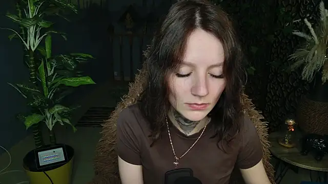 VeliraBraitberg online show from 07/07/26, 07:23