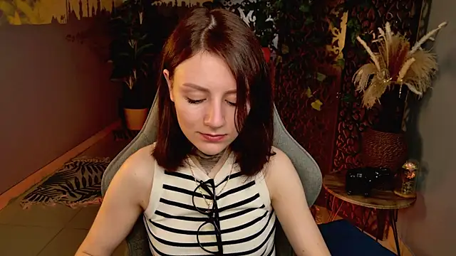 VeliraBraitberg online show from 07/28/26, 12:48
