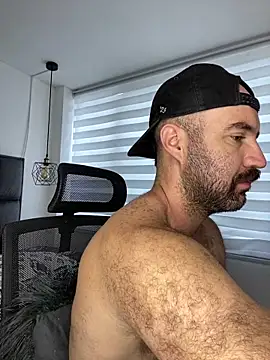 Snapshot of ADONIS_ART01 chatting on 11/05/25, 02:28 ADONIS ART01 online show from 11/05/25, 02:28