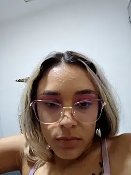 TaraaHot online show from 03/20/25, 05:57