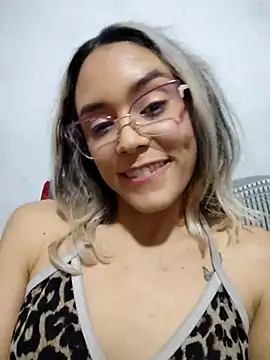 TaraaHot online show from 03/22/25, 01:43