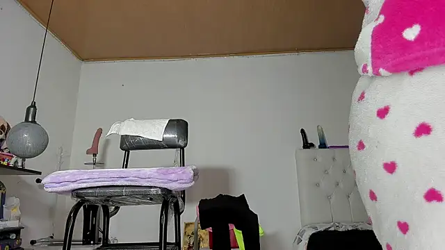 shannon kane  online show from 12/24/24, 01:17