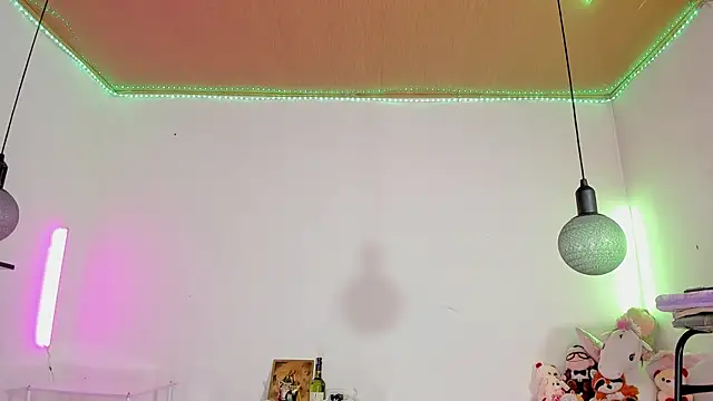 shannon kane  online show from 01/07/25, 04:37