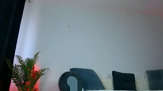 arianatattoos online show from 05/27/26, 06:54