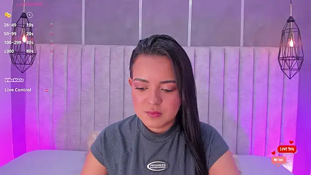 Snapshot of lea_gray chatting on 10/04/25, 07:34 lea gray online show from 10/04/25, 07:34