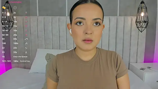 Snapshot of lea_gray chatting on 11/03/25, 05:58 lea gray online show from 11/03/25, 05:58