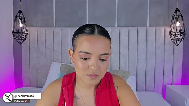 Snapshot of lea_gray chatting on 12/02/25, 06:36 lea gray online show from 12/02/25, 06:36