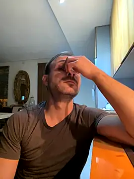 Snapshot of Adventurehotman chatting on 10/14/25, 08:42 Adventurehotman online show from 10/14/25, 08:42