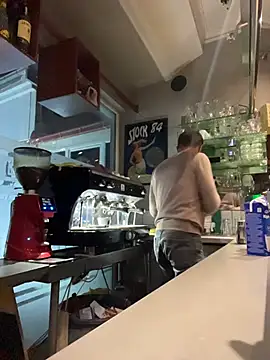 Snapshot of Adventurehotman chatting on 11/13/25, 08:19 Adventurehotman online show from 11/13/25, 08:19