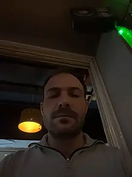 Snapshot of Adventurehotman chatting on 11/27/25, 03:25 Adventurehotman online show from 11/27/25, 03:25