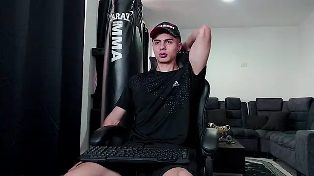 Snapshot of Stiven_CL chatting on 11/21/25, 09:46 Stiven CL online show from 11/21/25, 09:46