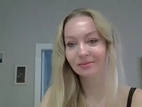 ZarinaSwift online show from 02/04/25, 04:48