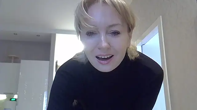 ZarinaSwift online show from 03/04/26, 04:40