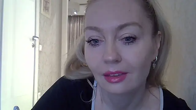 ZarinaSwift online show from 03/13/26, 04:41
