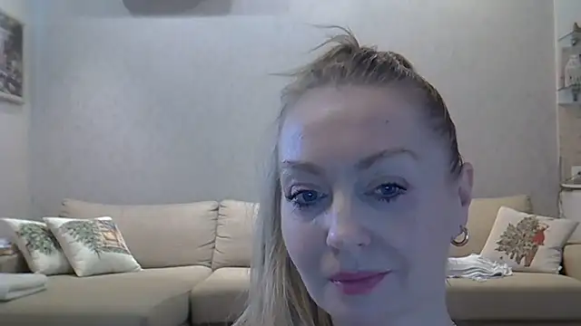ZarinaSwift online show from 03/31/26, 09:32