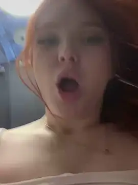 Snapshot of AmmyHot chatting on 02/01/25, 07:15 AmmyHot online show from 02/01/25, 07:15