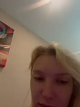 AmmyHot online show from 05/26/26, 03:13