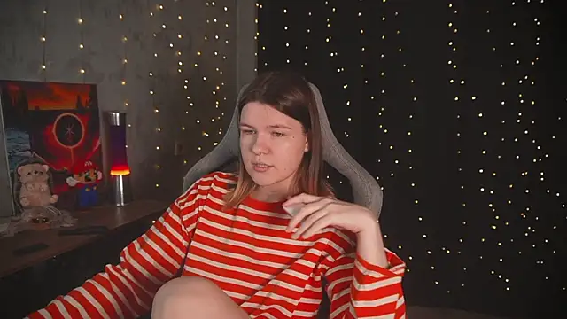 Snapshot of cuteamberlyyy chatting on 11/08/25, 05:07 cuteamberlyyy online show from 11/08/25, 05:07