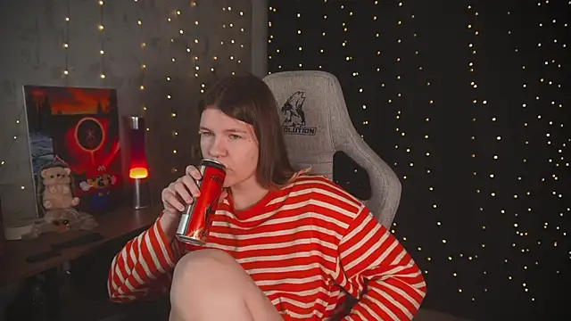 Snapshot of cuteamberlyyy chatting on 11/27/25, 03:30 cuteamberlyyy online show from 11/27/25, 03:30